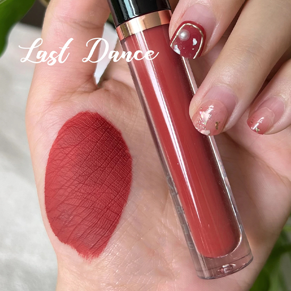Pink Heart- Shaped Wand Tube Long Lasting Lipgloss/Liquid Lipstick Your Choice Of Glossy, Matte, Nude, Glitter, High Shine, Shimmer, Clear Gloss or Liquid Lipstick 80 Shades